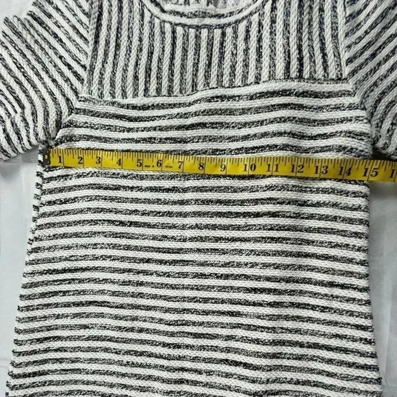 BCBG Generation Women S Striped Mini Shift Dress Cotton Boucle Snaps Black White - Picture 9 of 10